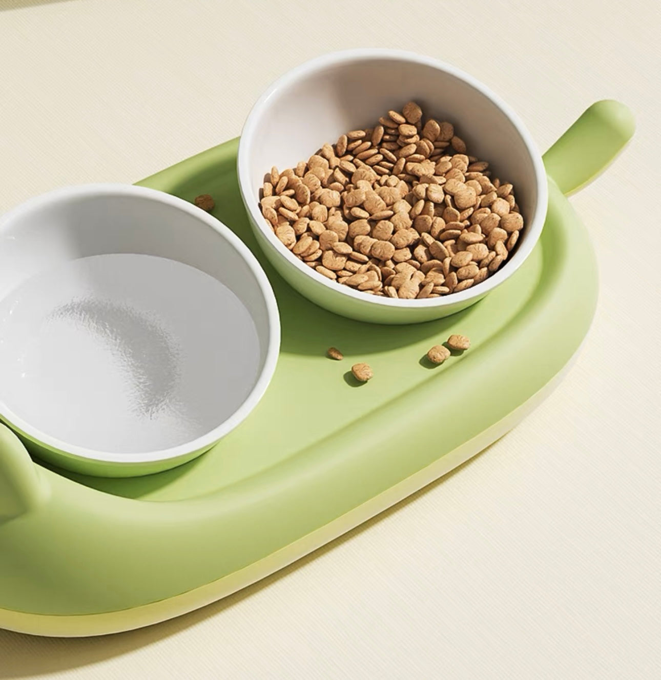 Dual Pet Bowl with Collapsible Stand