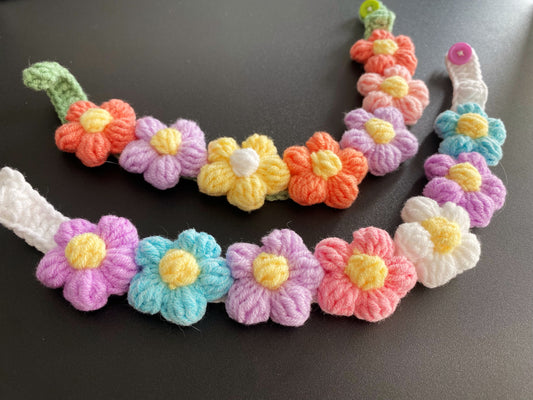 Wool Knitted Flower Collar (Full Length Pastel Colour)